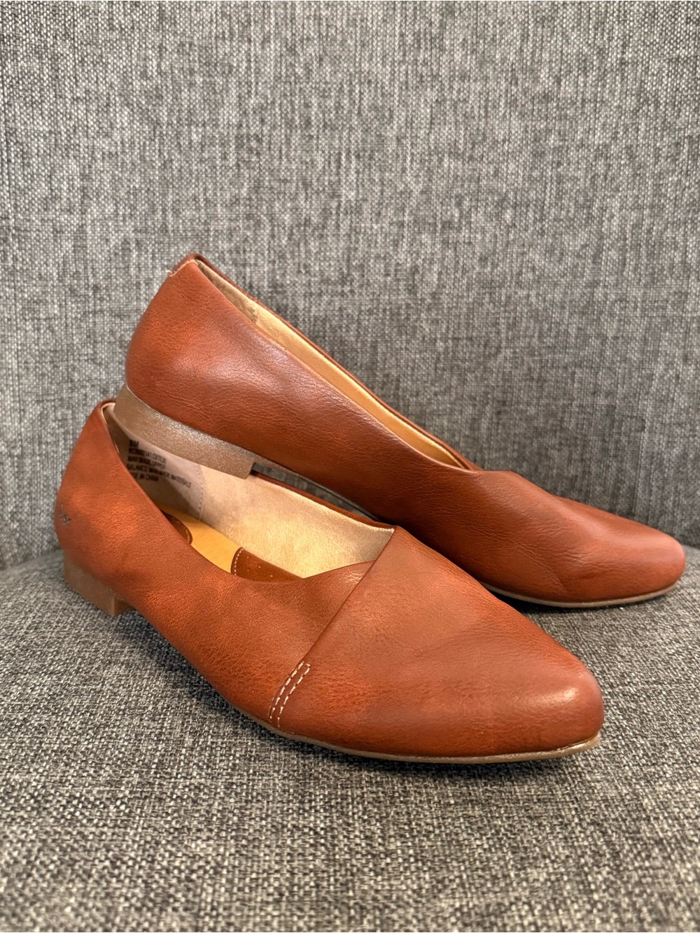 b.o.c Cognac Vegan Leather Flats Size 8 NWOT